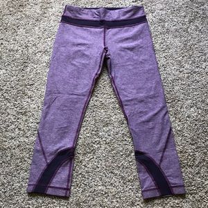 Lululemon jogging crops- size 4